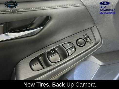 Used 2020 Nissan Sentra SV w/ Trunk Package image 17