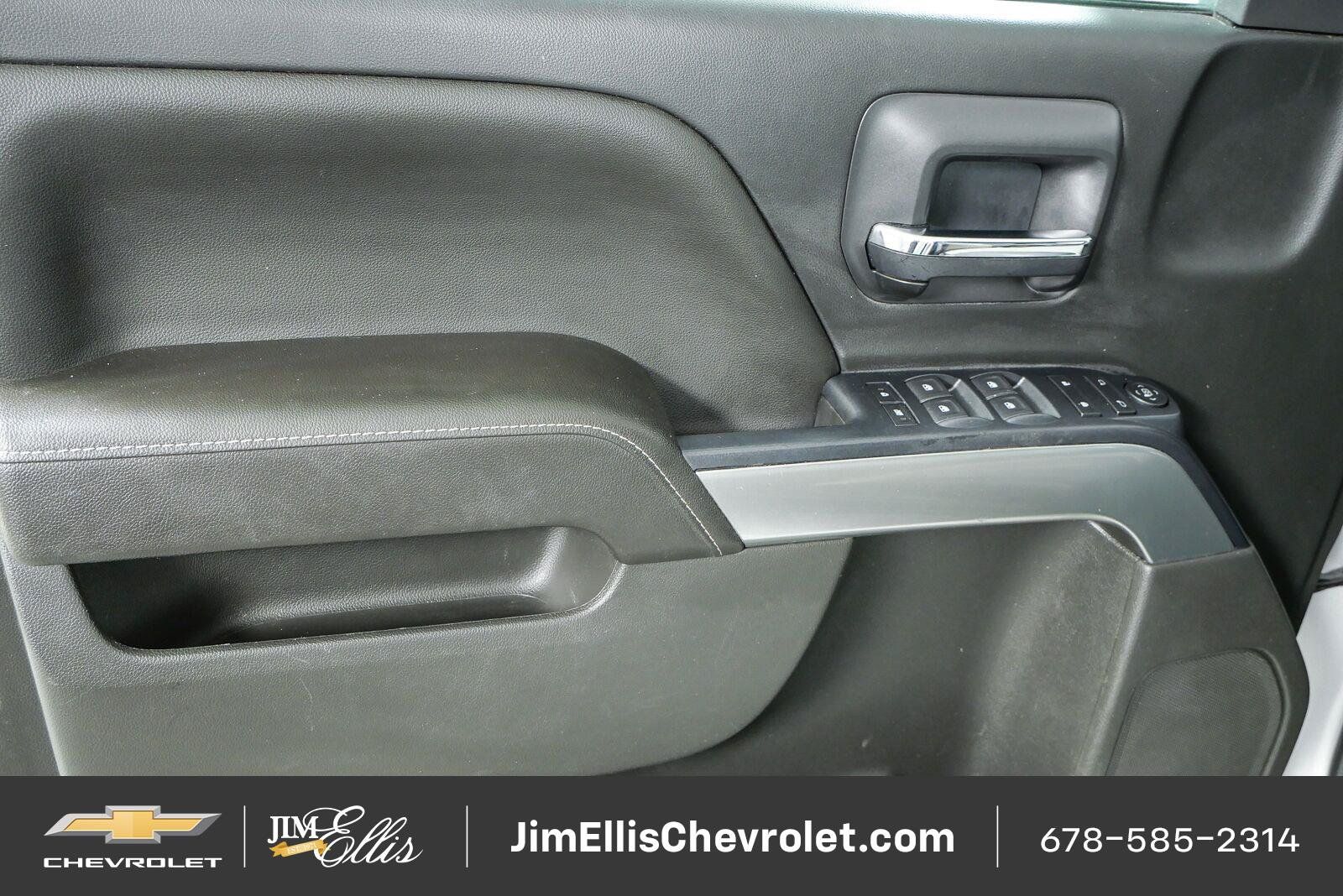 Used 2017 Chevrolet Silverado 1500 LT w/ All Star Edition AWD/4WD image 6