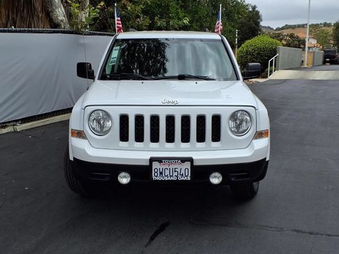 Used 2016 Jeep Patriot Sport w/ Power Value Group FWD image 3