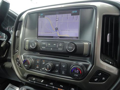 Used 2018 Chevrolet Silverado 1500 High Country image 25