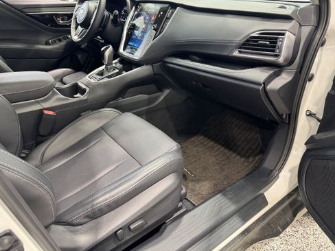 Used 2024 Subaru Outback Limited AWD/4WD image 14