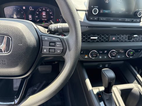 Used 2025 Honda Accord SE image 20