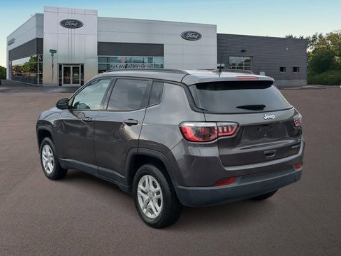 Used 2018 Jeep Compass Sport w/ Tech Group image 8