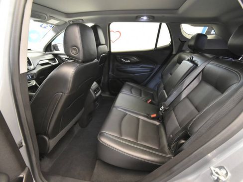 Used 2024 GMC Terrain SLT w/ Elevation Edition AWD/4WD image 14