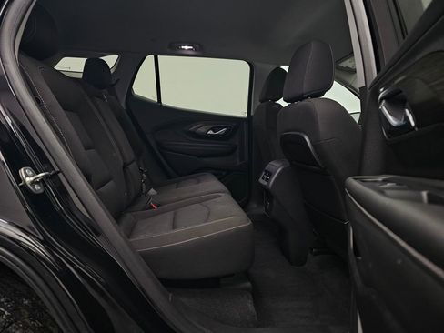 Used 2024 GMC Terrain SLE image 31