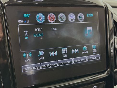 Used 2018 Chevrolet Traverse LT image 14