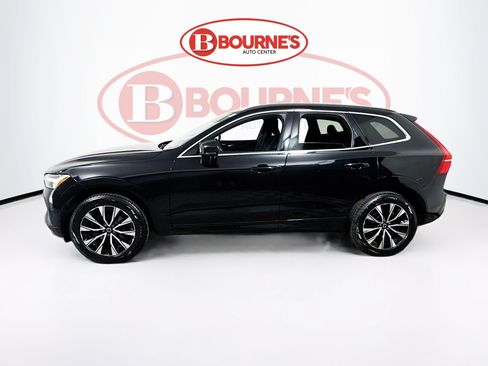 Used 2023 Volvo XC60 B5 Core AWD/4WD image 8