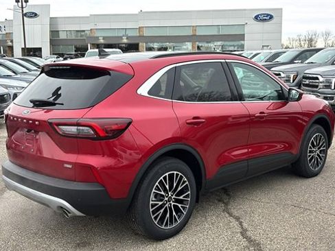 New 2026 Ford Escape SE image 30