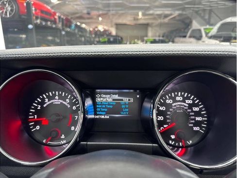 Used 2017 Ford Mustang GT Premium w/ GT Performance Package RWD image 11
