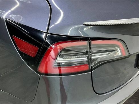 Used 2023 Tesla Model 3 Standard Range RWD image 25