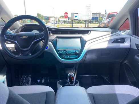 Used 2019 Chevrolet Bolt LT FWD image 12