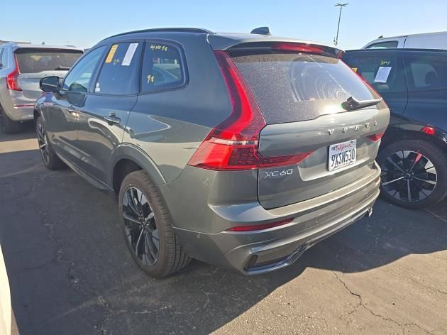 Used 2026 Volvo XC60 B5 Plus AWD/4WD image 3