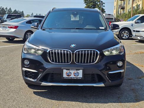 Used 2019 BMW X1 xDrive28i w/ Convenience Package AWD/4WD image 2