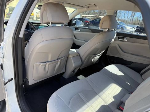 Used 2016 Hyundai Sonata SE image 18