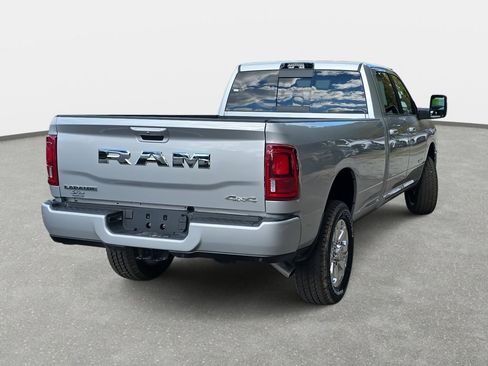 New 2026 RAM 2500 Laramie AWD/4WD image 5