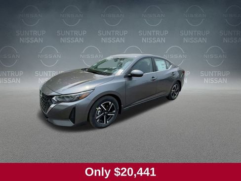 Used 2025 Nissan Sentra SV w/ Trunk Package image 4