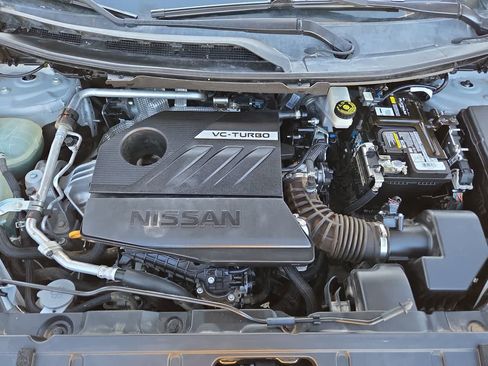 Used 2022 Nissan Rogue SV image 13