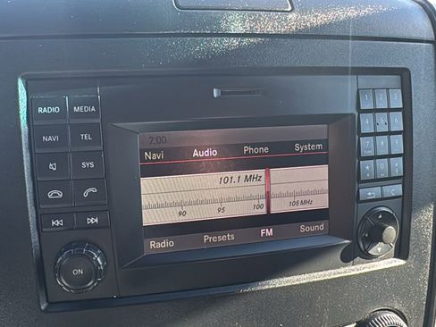 Used 2014 Mercedes-Benz Sprinter 2500 image 15