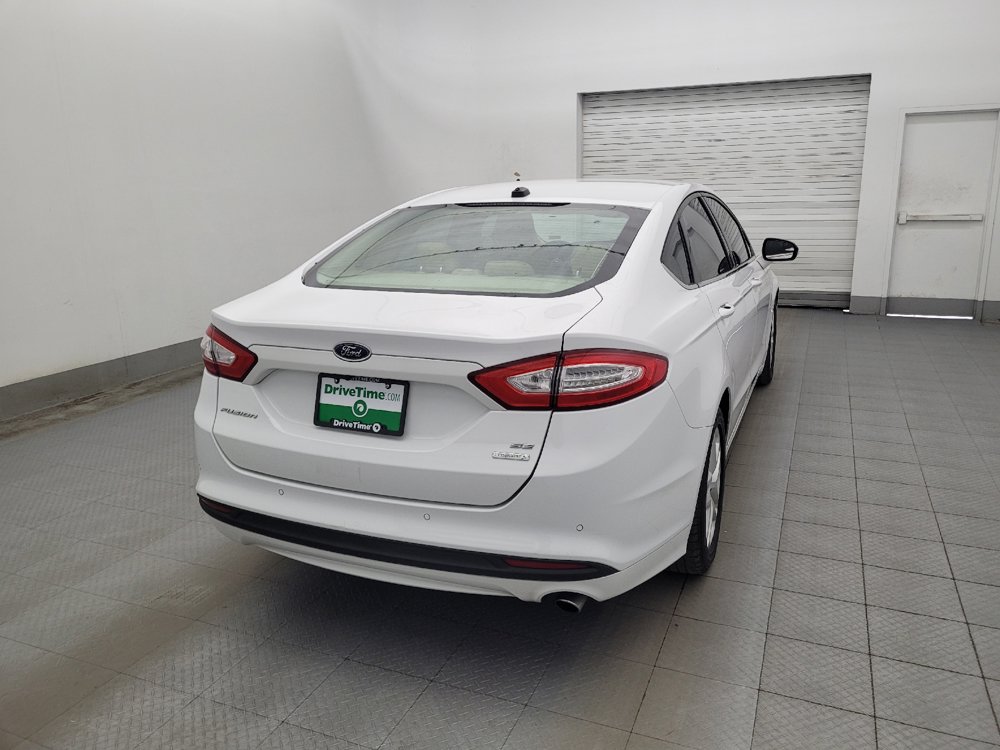 Used 2016 Ford Fusion SE FWD image 7