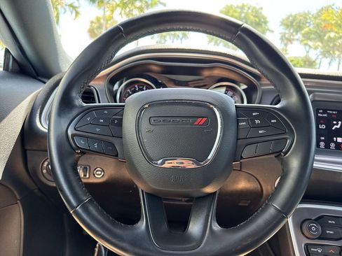 Used 2019 Dodge Challenger SXT RWD image 47