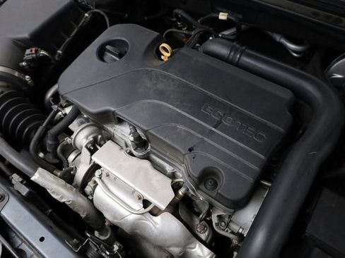 Used 2020 Chevrolet Malibu LS image 7