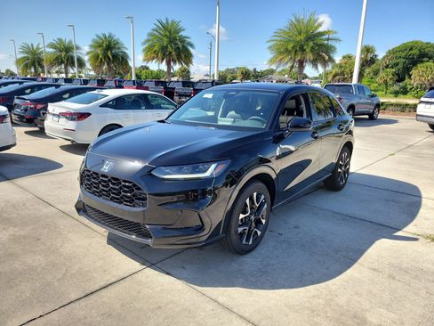 New 2026 Honda HR-V EX-L image 2