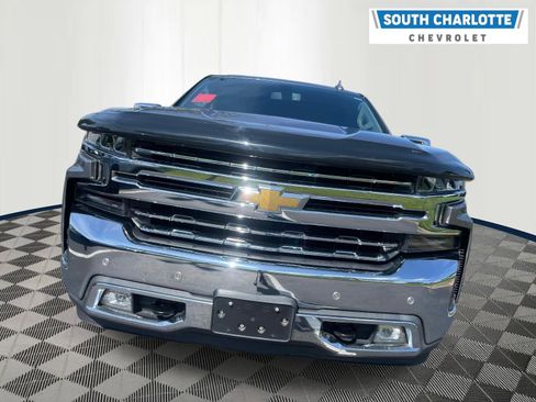 Used 2020 Chevrolet Silverado 1500 LTZ AWD/4WD image 2