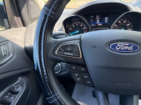 Used 2019 Ford Escape S image 17