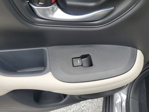 New 2027 Honda HR-V LX image 13