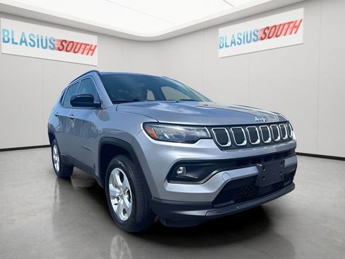 Used 2022 Jeep Compass Latitude AWD/4WD image 1