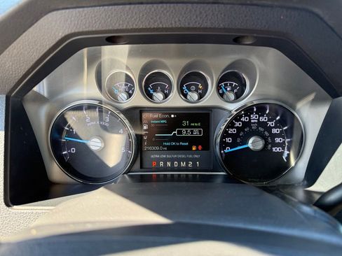 Used 2016 Ford F350 Lariat w/ Lariat Ultimate Package AWD/4WD image 32