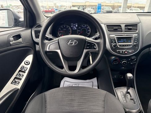 Used 2017 Hyundai Accent SE image 15