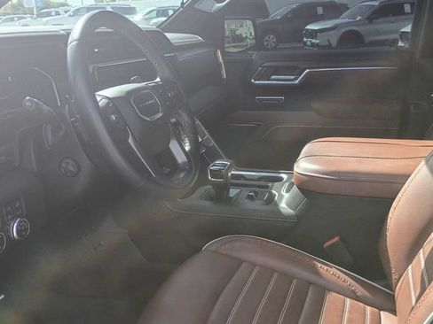 Used 2023 GMC Sierra 1500 Denali Ultimate AWD/4WD image 18