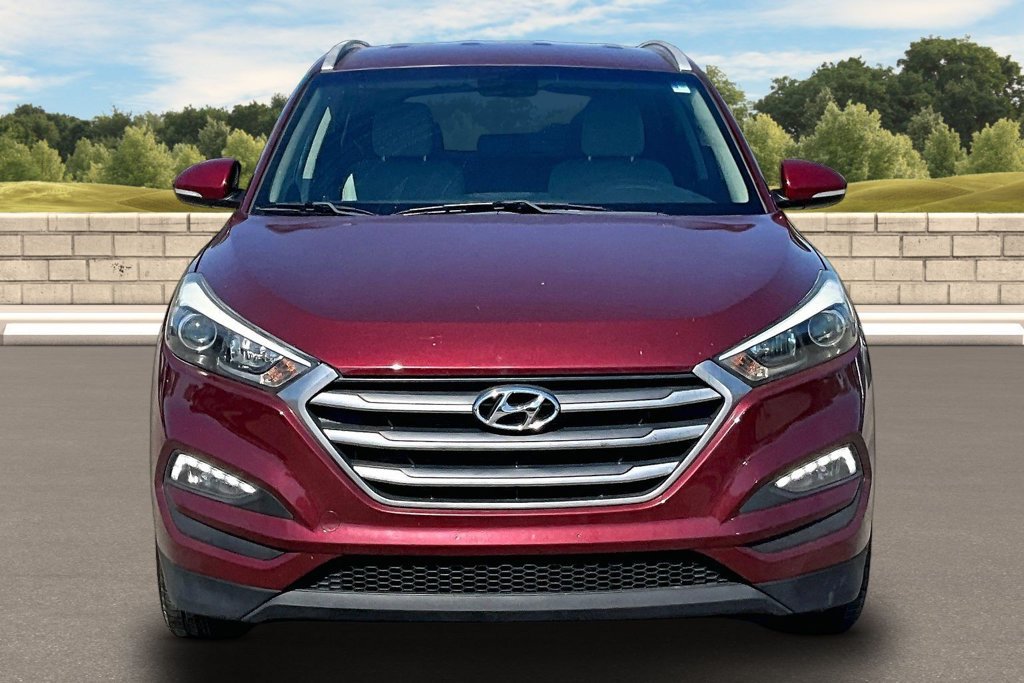 Used 2017 Hyundai Tucson SE Plus FWD image 3