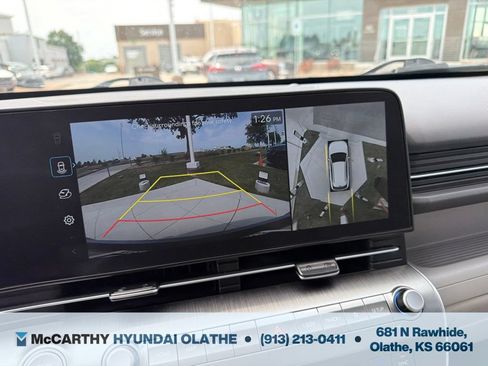 Certified 2024 Hyundai Kona Limited FWD image 11