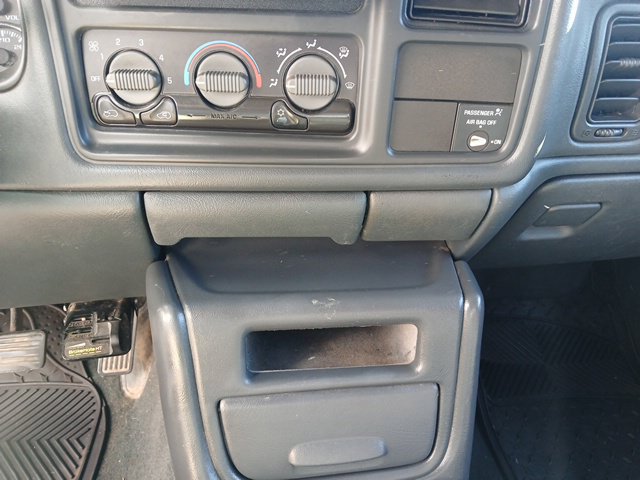 Used 2001 Chevrolet Silverado 2500 LS RWD image 24