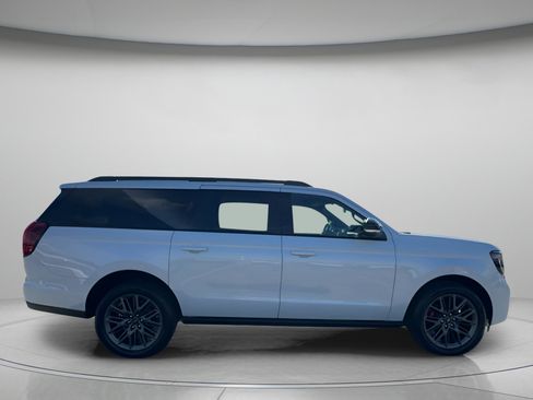 New 2025 Ford Expedition Max Platinum w/ Stealth Performance Package image 35