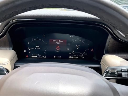 Used 2022 Lincoln Nautilus Reserve FWD image 25