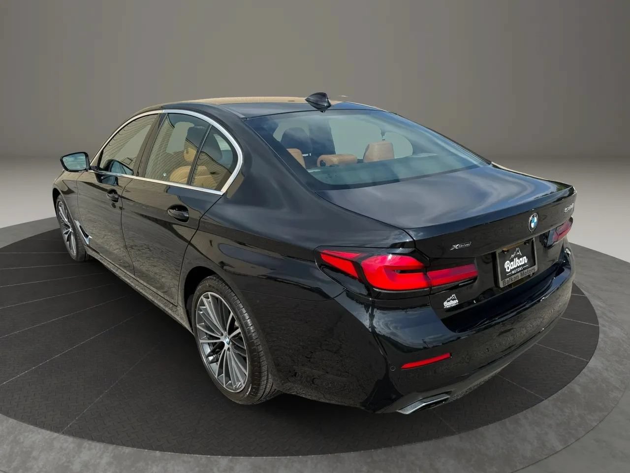 Used 2023 BMW 540i xDrive w/ Premium Package AWD/4WD image 6