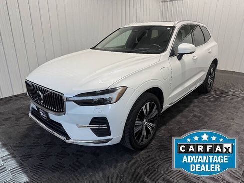 Used 2022 Volvo XC60 T8 Inscription w/ Advanced Package AWD/4WD image 1