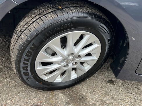 Used 2012 Toyota Prius Prime Plug-In Hybrid image 32