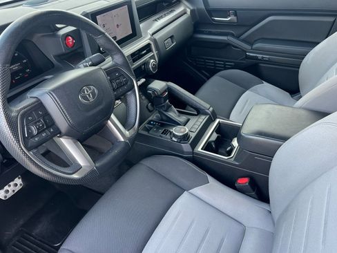 Used 2024 Toyota Tacoma TRD Sport image 7