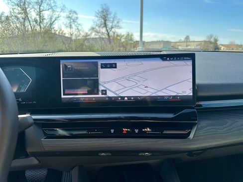 Certified 2024 BMW 530i w/ Convenience Package image 19