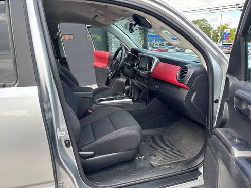 Used 2023 Toyota Tacoma SR5 image 5