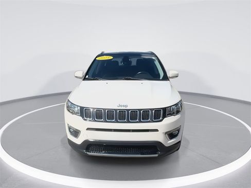Used 2018 Jeep Compass Limited image 3
