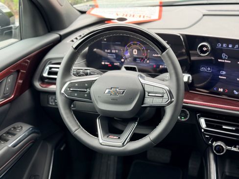 New 2026 Chevrolet Traverse Z71 w/ Enhanced Driving Package image 14