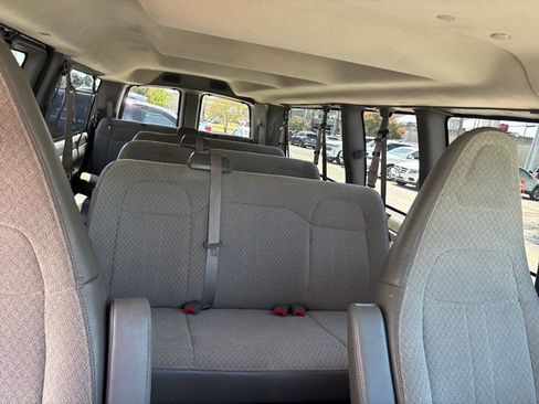 Used 2020 Chevrolet Express 3500 LT w/ LT Preferred Equipment Group RWD image 52