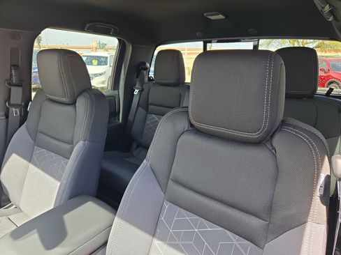 New 2026 Nissan Frontier SV image 9