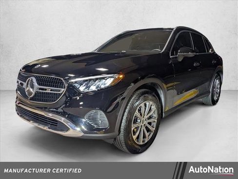 Certified 2025 Mercedes-Benz GLC 300 image 1
