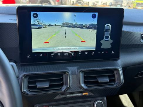 Used 2025 Ford Mustang Convertible RWD image 18